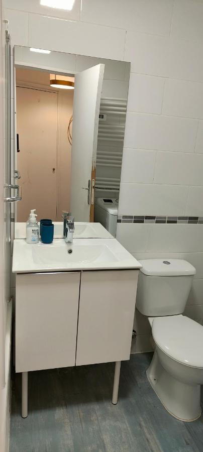 Perle Rare A 250M De La Plage ! Climatise Avec Parking, Balcon & Wifi Sainte-Maxime Kültér fotó