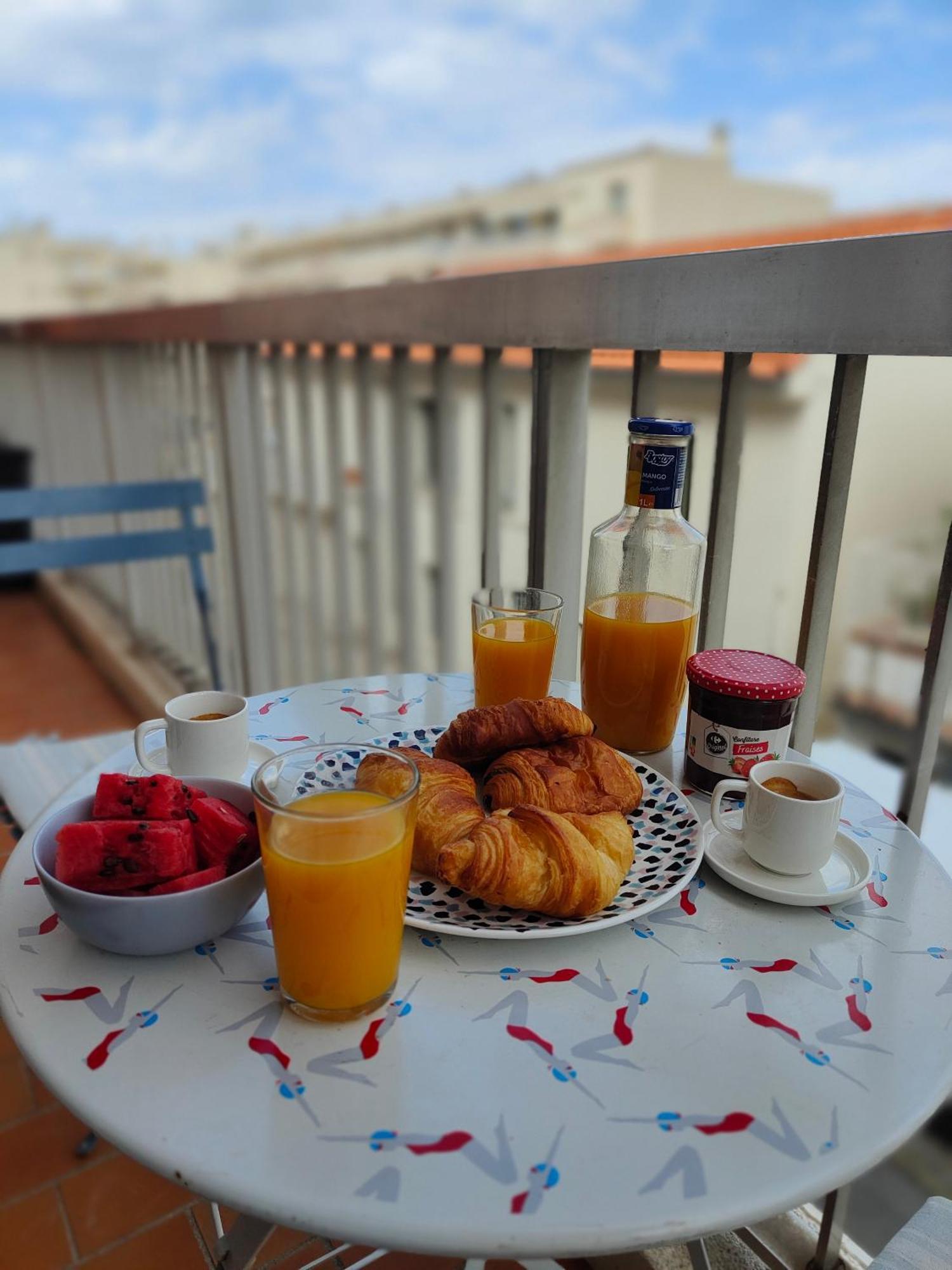 Perle Rare A 250M De La Plage ! Climatise Avec Parking, Balcon & Wifi Sainte-Maxime Kültér fotó